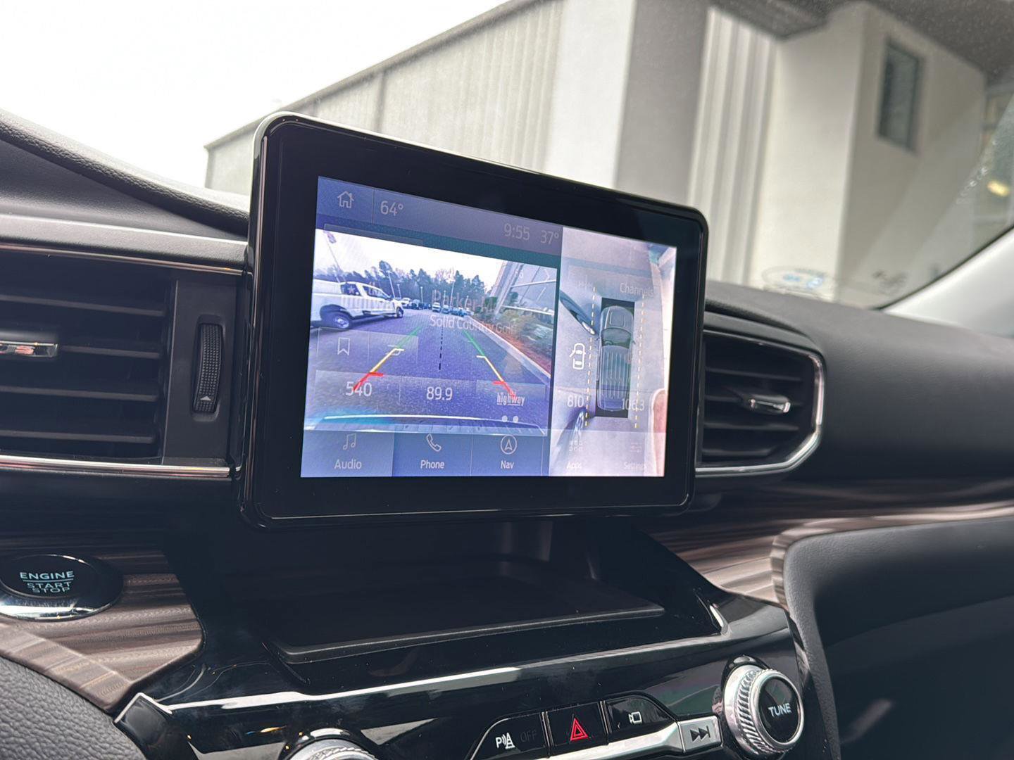 Certified 2022 Ford Explorer Limited w/ Equipment Group 301A image 21