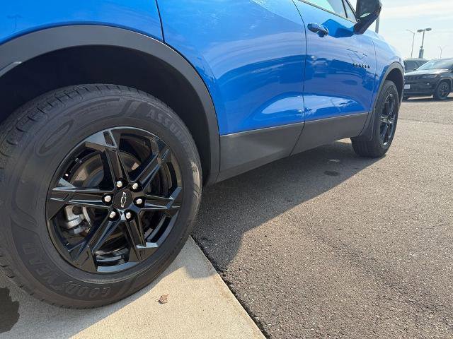 Used 2024 Chevrolet Blazer LT w/ Convenience Package image 15