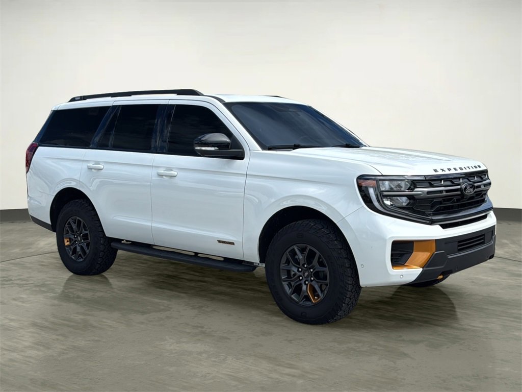 Certified 2025 Ford Expedition Tremor image 16