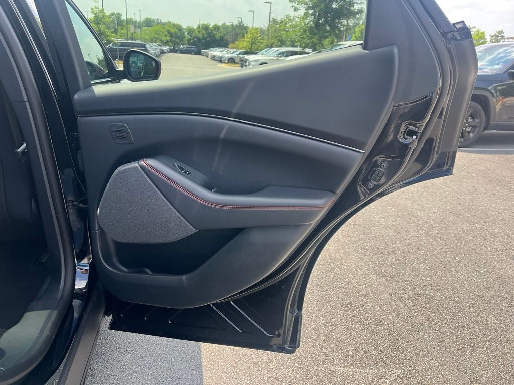 Certified 2025 Ford Mustang Mach-E Premium w/ Sport Appearance Package AWD/4WD image 21