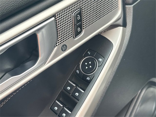 Certified 2023 Ford Explorer Limited image 25