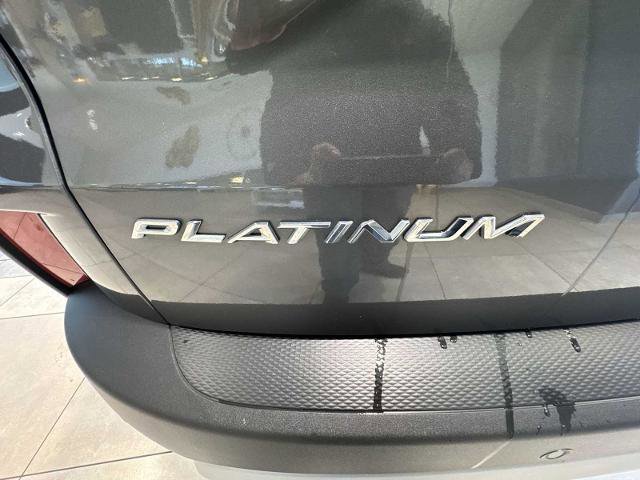 Certified 2024 Ford Escape Platinum image 30