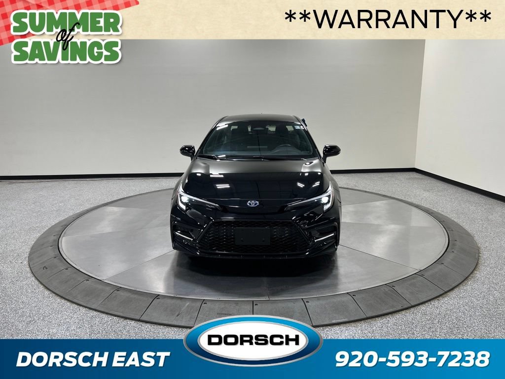 Used 2025 Toyota Corolla SE FWD image 3