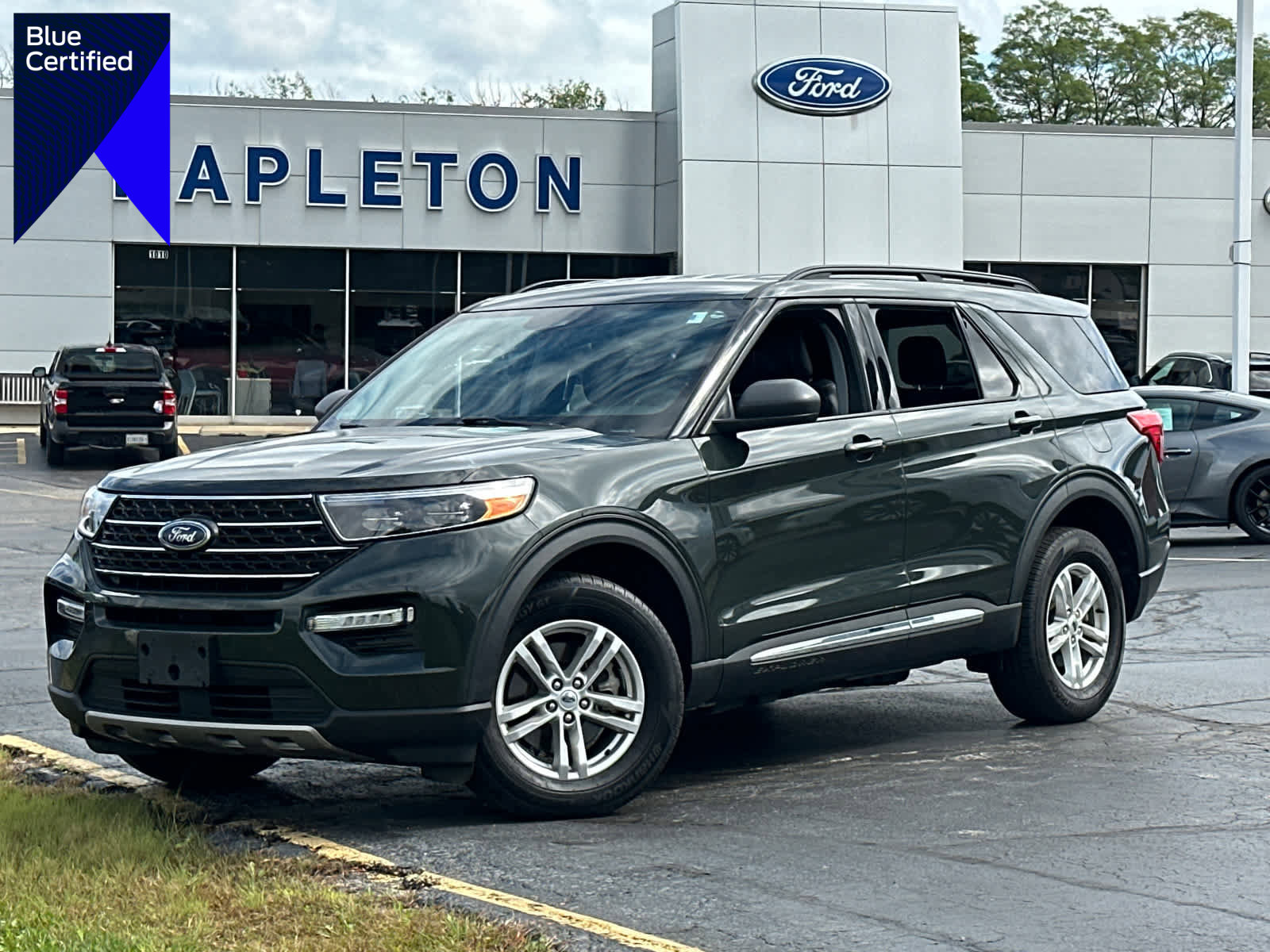 Certified 2023 Ford Explorer XLT w/ Equipment Group 202A