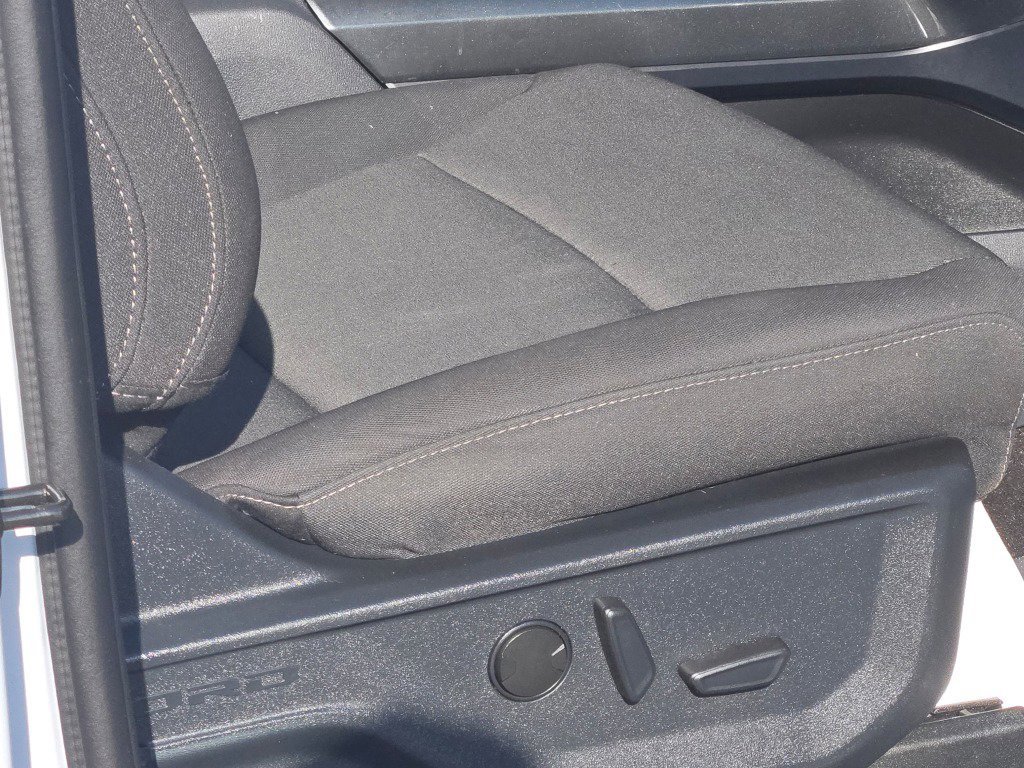 Certified 2022 Ford F150 XLT w/ Equipment Group 302A High image 6