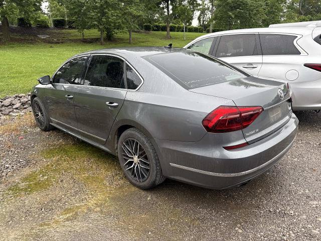 Used 2017 Volkswagen Passat 1.8T SE FWD image 5
