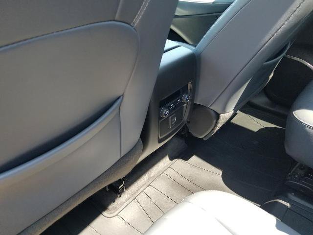 Used 2020 Buick Enclave Essence w/ LPO, Floor Liner Package FWD image 18