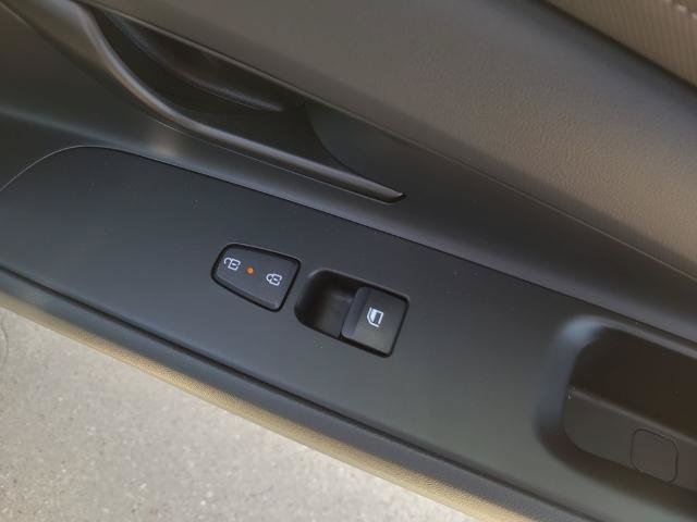 Used 2026 Hyundai Elantra Sport FWD image 9