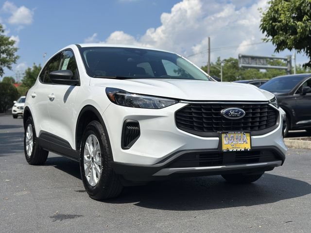 Certified 2025 Ford Escape Active w/ Cold Weather Package AWD/4WD image 47