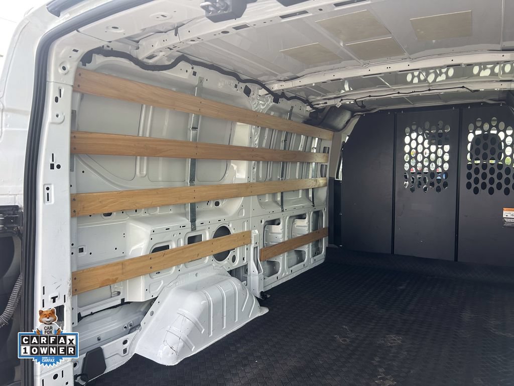 Certified 2025 Ford Transit 250 Low Roof w/ Exterior Upgrade Package RWD image 15