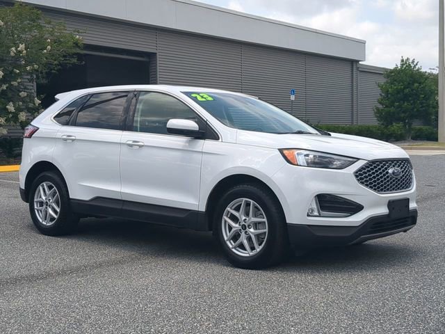 Certified 2023 Ford Edge SEL w/ Convenience Package AWD/4WD image 2