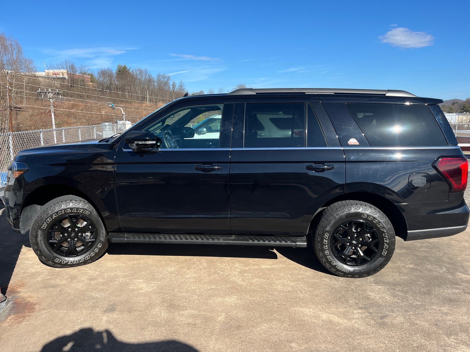 Certified 2022 Ford Expedition Timberline image 4