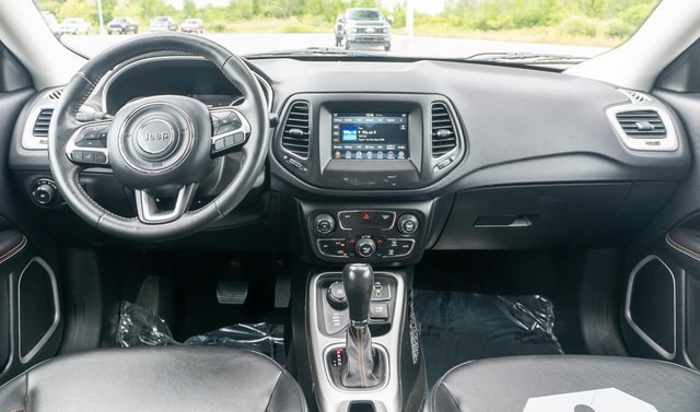 Used 2019 Jeep Compass Latitude AWD/4WD image 15