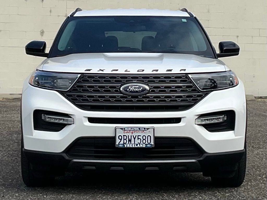 Certified 2022 Ford Explorer XLT w/ Equipment Group 202A image 26