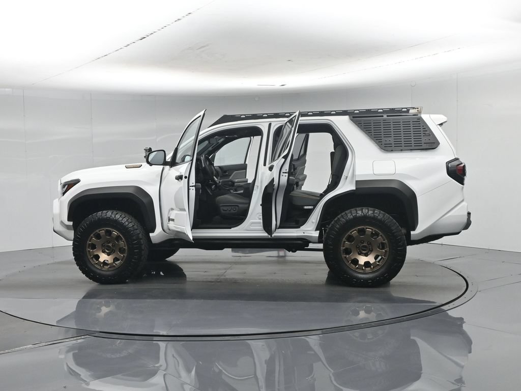 Used 2025 Toyota 4Runner Trailhunter AWD/4WD image 41