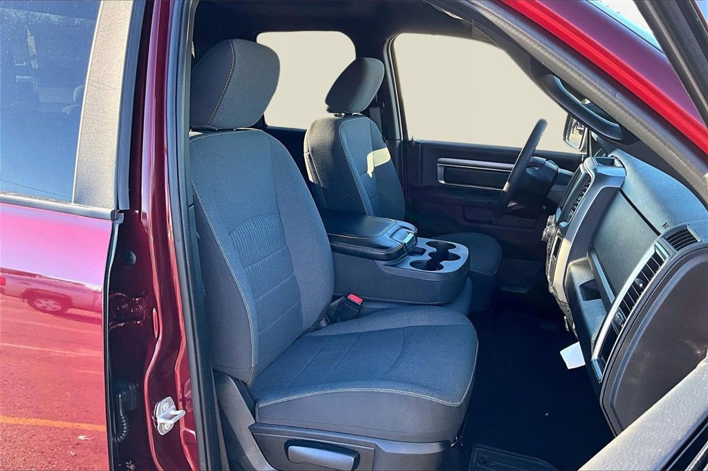 Used 2022 RAM 1500 Classic Warlock w/ Electronics Group image 9