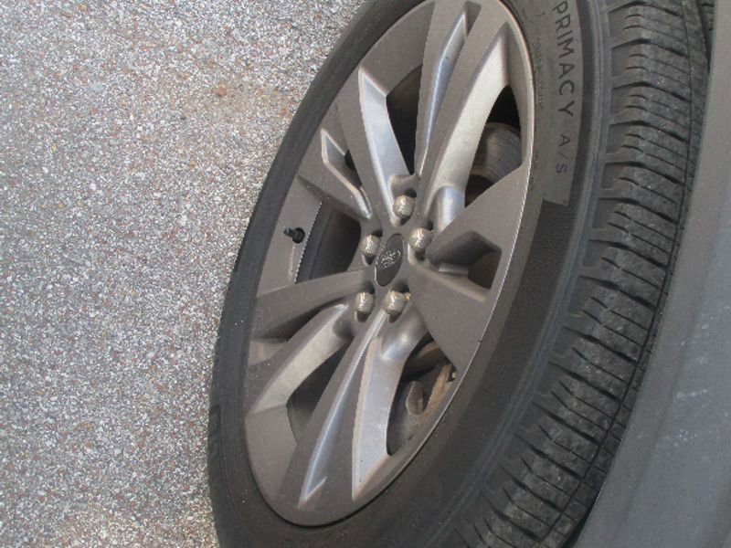 Certified 2022 Ford Explorer XLT w/ Equipment Group 202A image 24