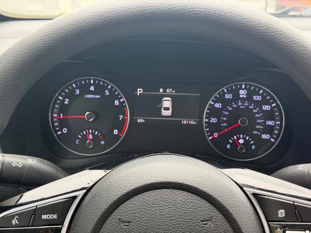 Used 2024 Kia Forte LXS w/ LXS Technology Package FWD image 18