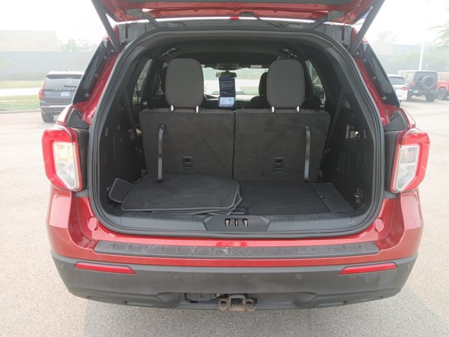 Certified 2020 Ford Explorer XLT w/ Comfort Package AWD/4WD image 24