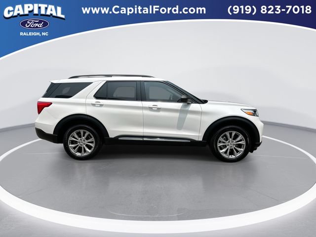 Certified 2023 Ford Explorer XLT w/ Equipment Group 202A AWD/4WD image 9