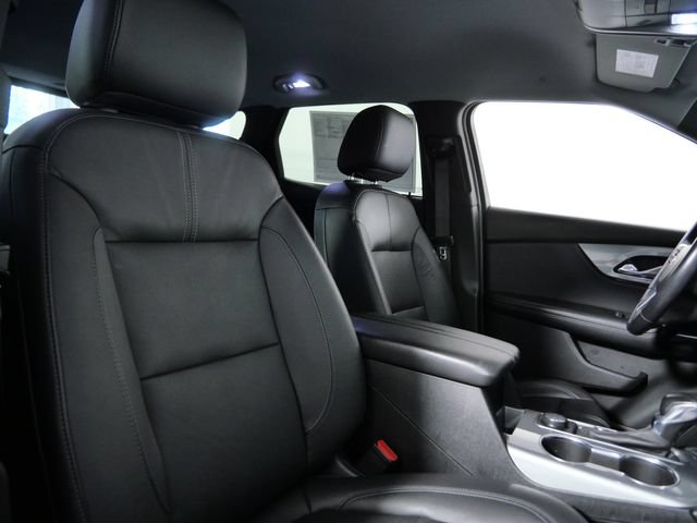 Used 2020 Chevrolet Blazer LT w/ Sound & Technology Package AWD/4WD image 12