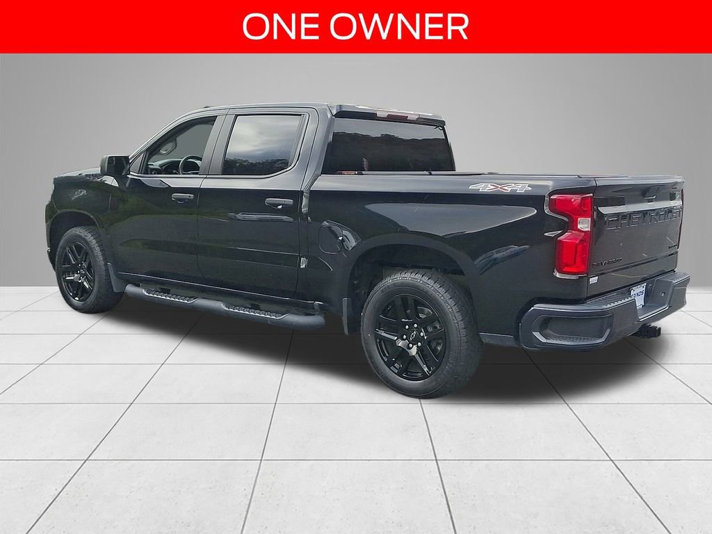 Used 2021 Chevrolet Silverado 1500 Custom w/ Rally Edition image 3