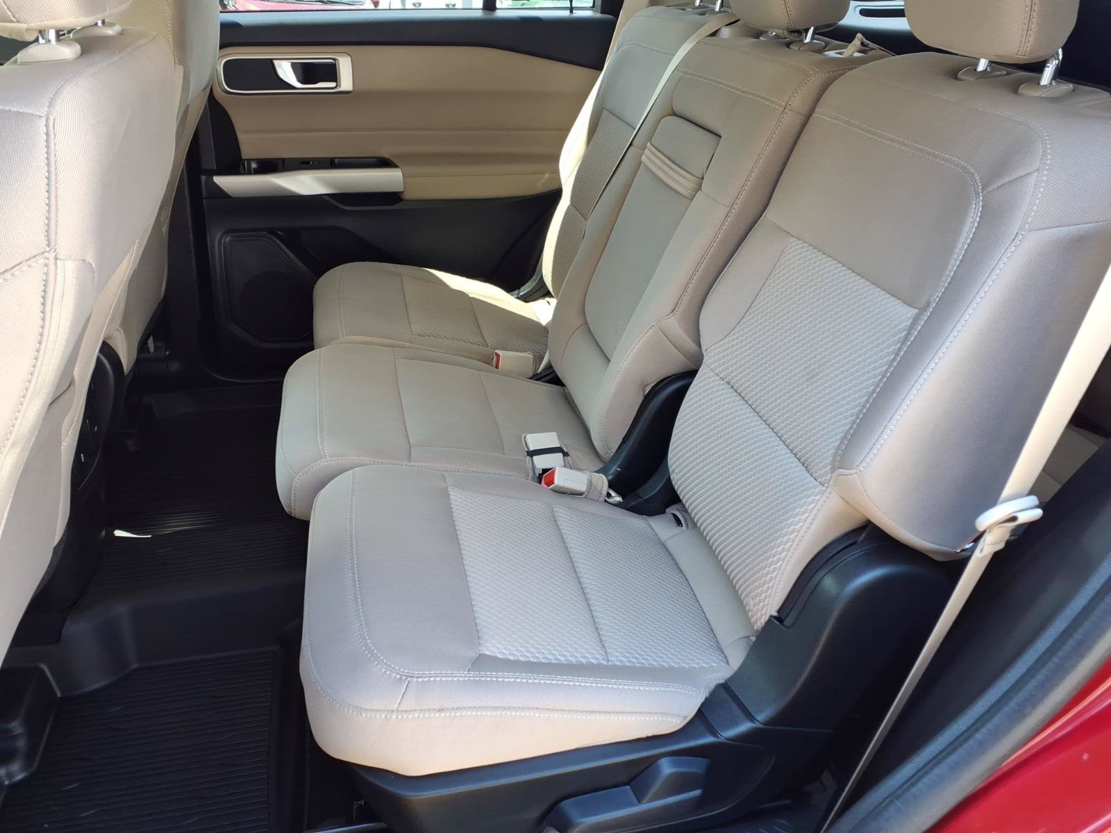 Certified 2024 Ford Explorer XLT AWD/4WD image 23
