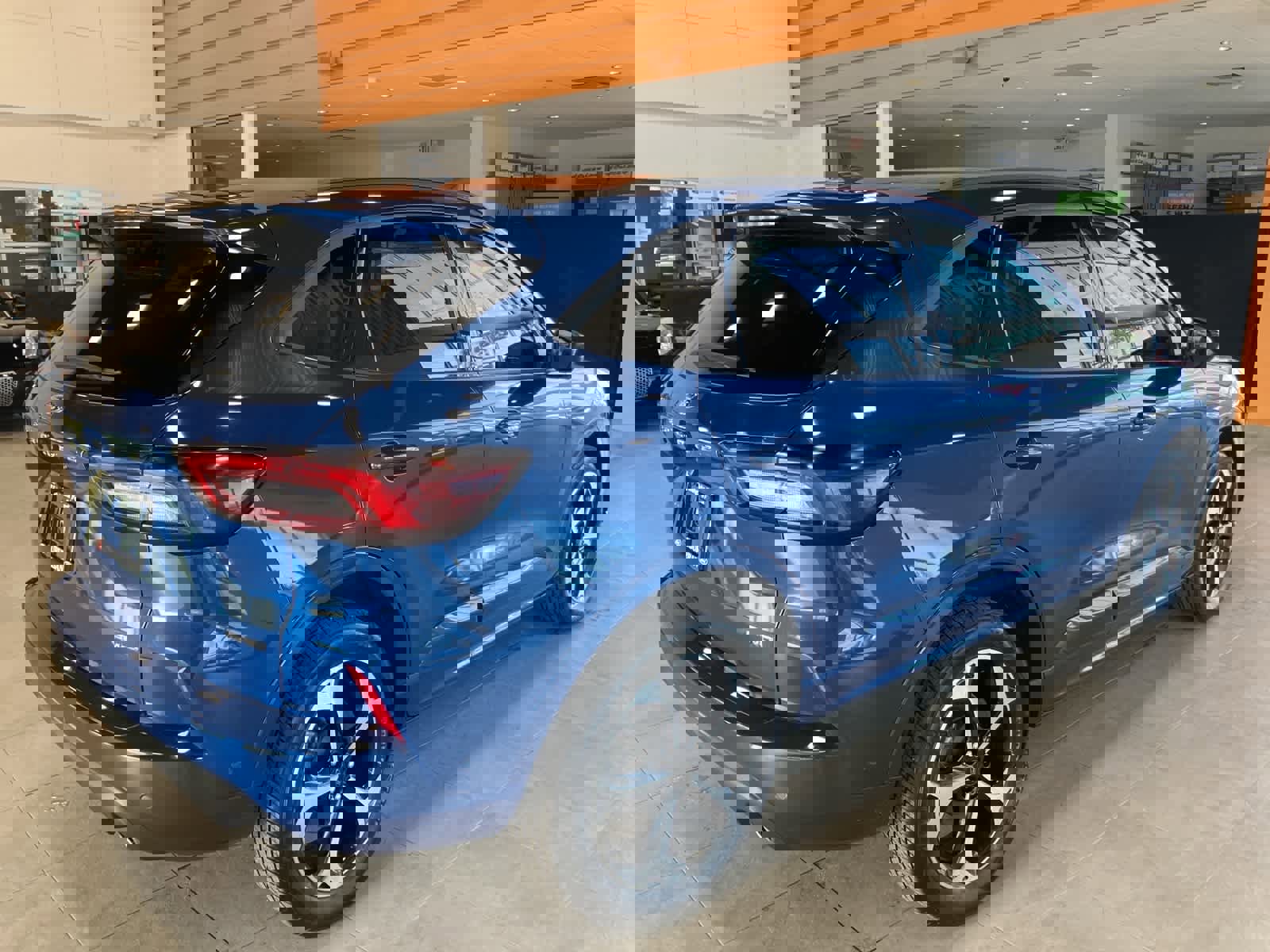 Certified 2023 Ford Escape ST-Line Elite w/ Premium Technology Package image 5