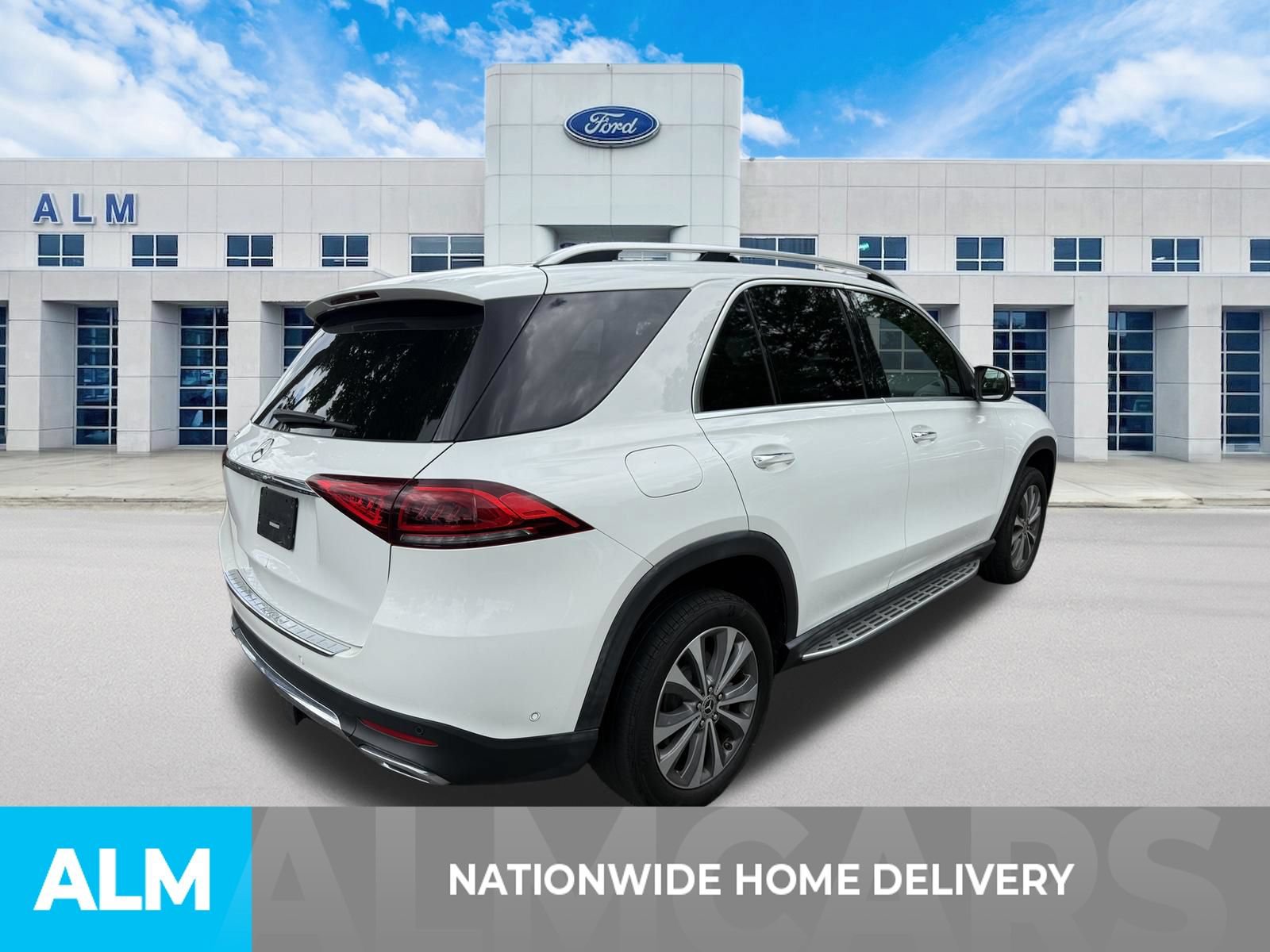 Used 2021 Mercedes-Benz GLE 350 w/ 3rd Row Seat Package image 4