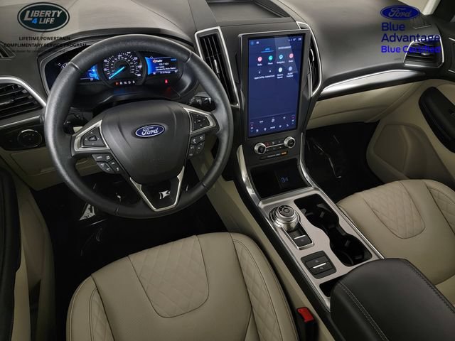 Certified 2024 Ford Edge Titanium w/ Equipment Group 301A AWD/4WD image 33
