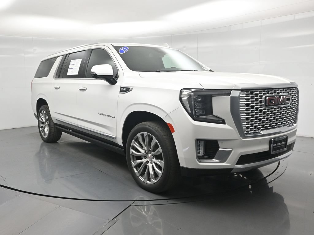 Used 2023 GMC Yukon XL Denali AWD/4WD image 47