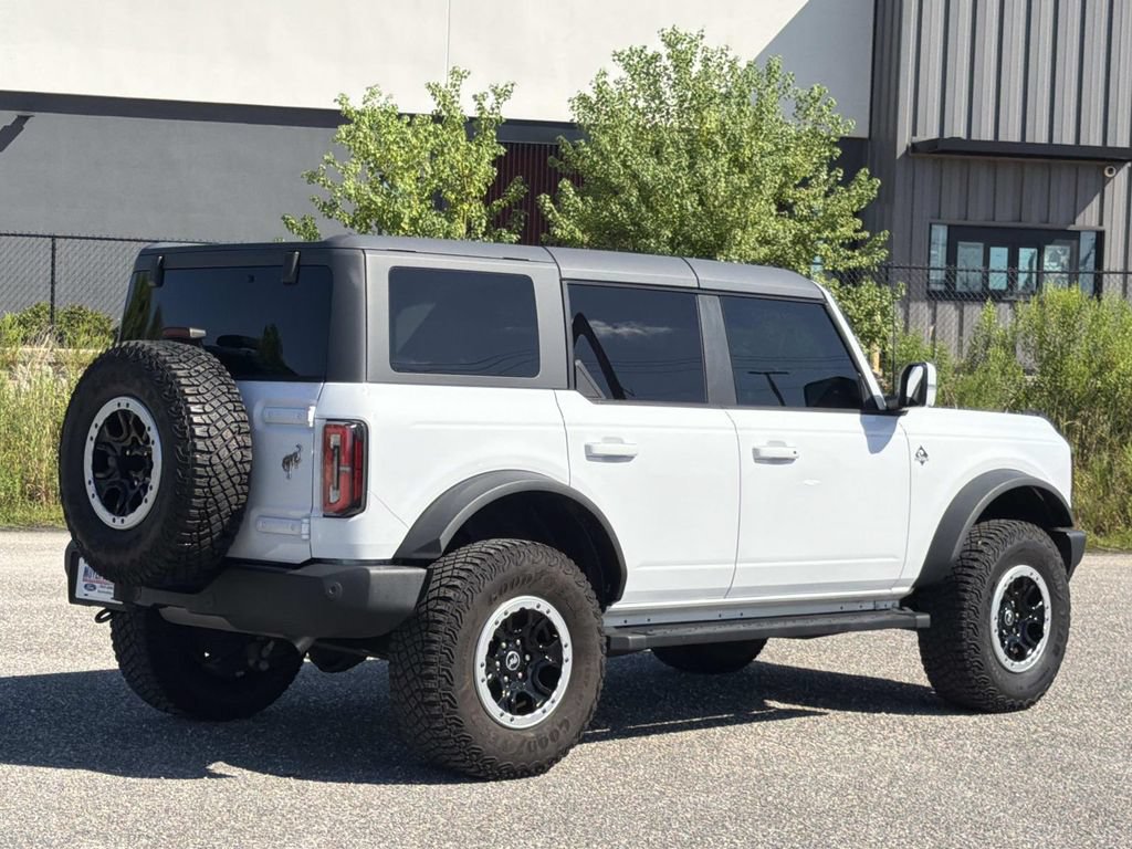 Certified 2023 Ford Bronco Outer Banks w/ Sasquatch Package AWD/4WD image 4