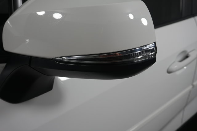 Used 2025 Toyota RAV4 XLE AWD/4WD image 21