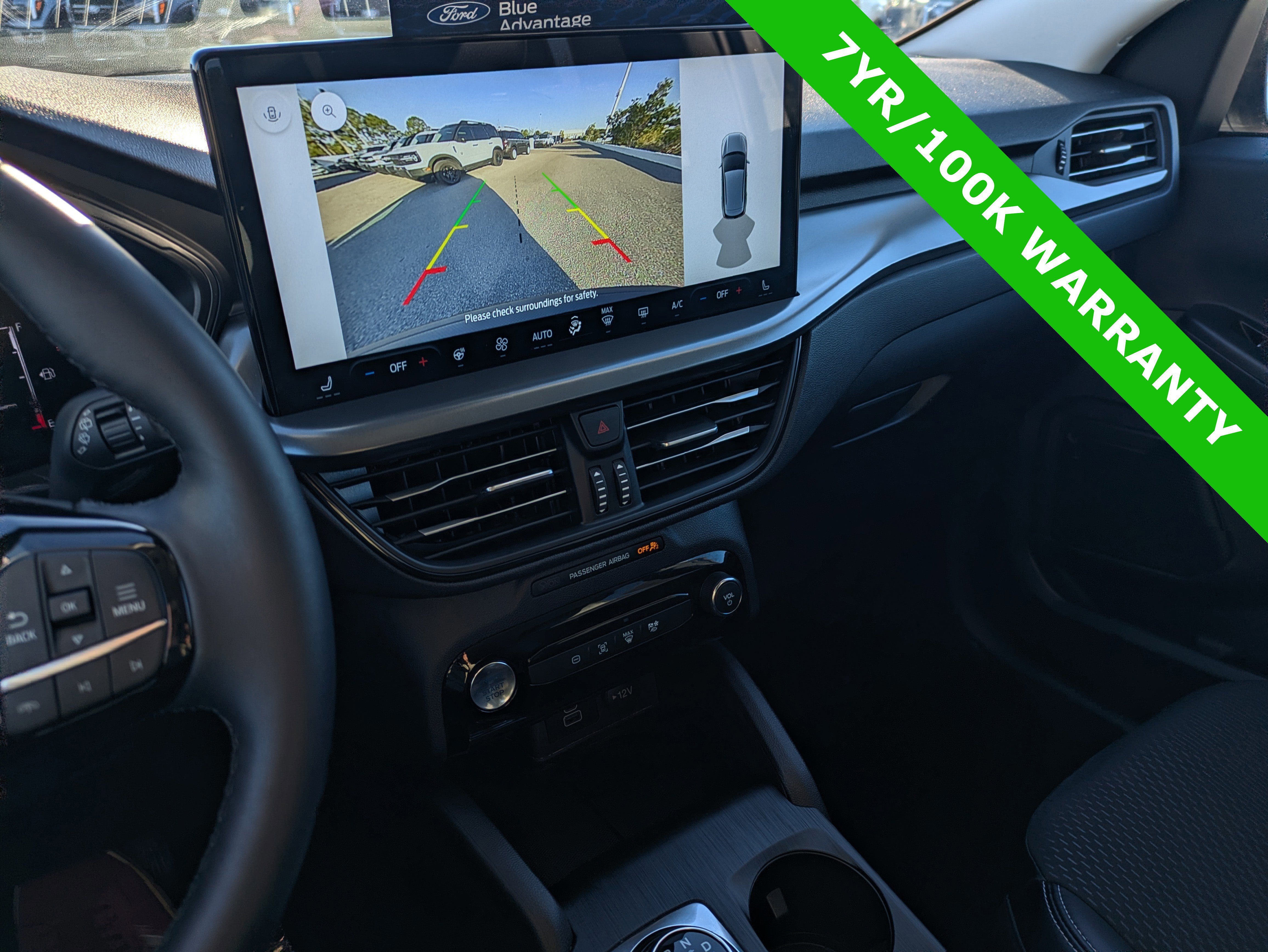 Certified 2025 Ford Escape SE image 31