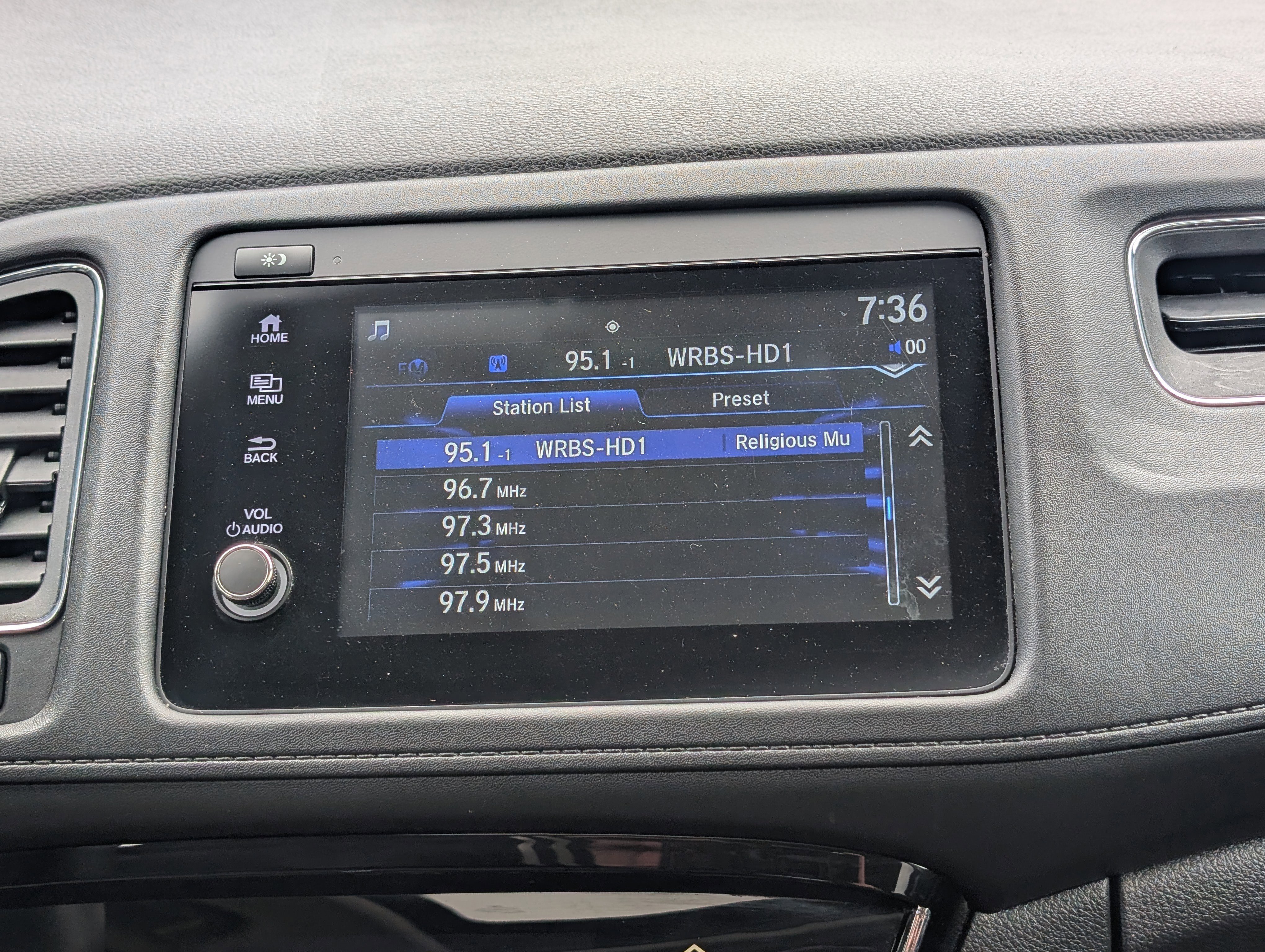 Used 2021 Honda HR-V EX image 27