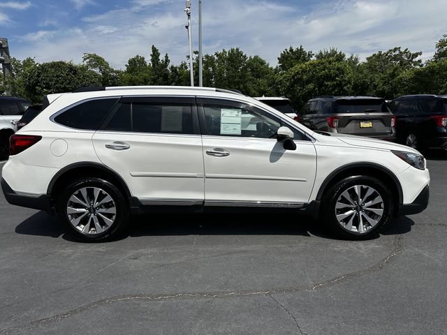 Used 2019 Subaru Outback 3.6R Touring AWD/4WD image 4