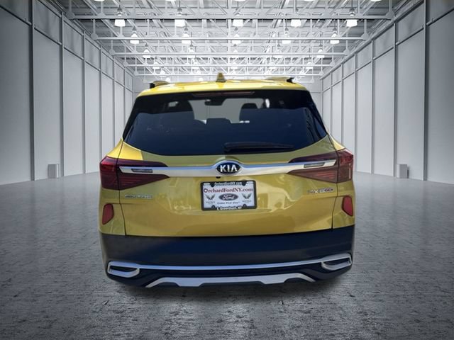 Used 2021 Kia Seltos SX w/ SX Sunroof Package AWD/4WD image 8