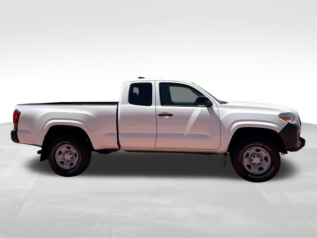Used 2021 Toyota Tacoma SR RWD image 9