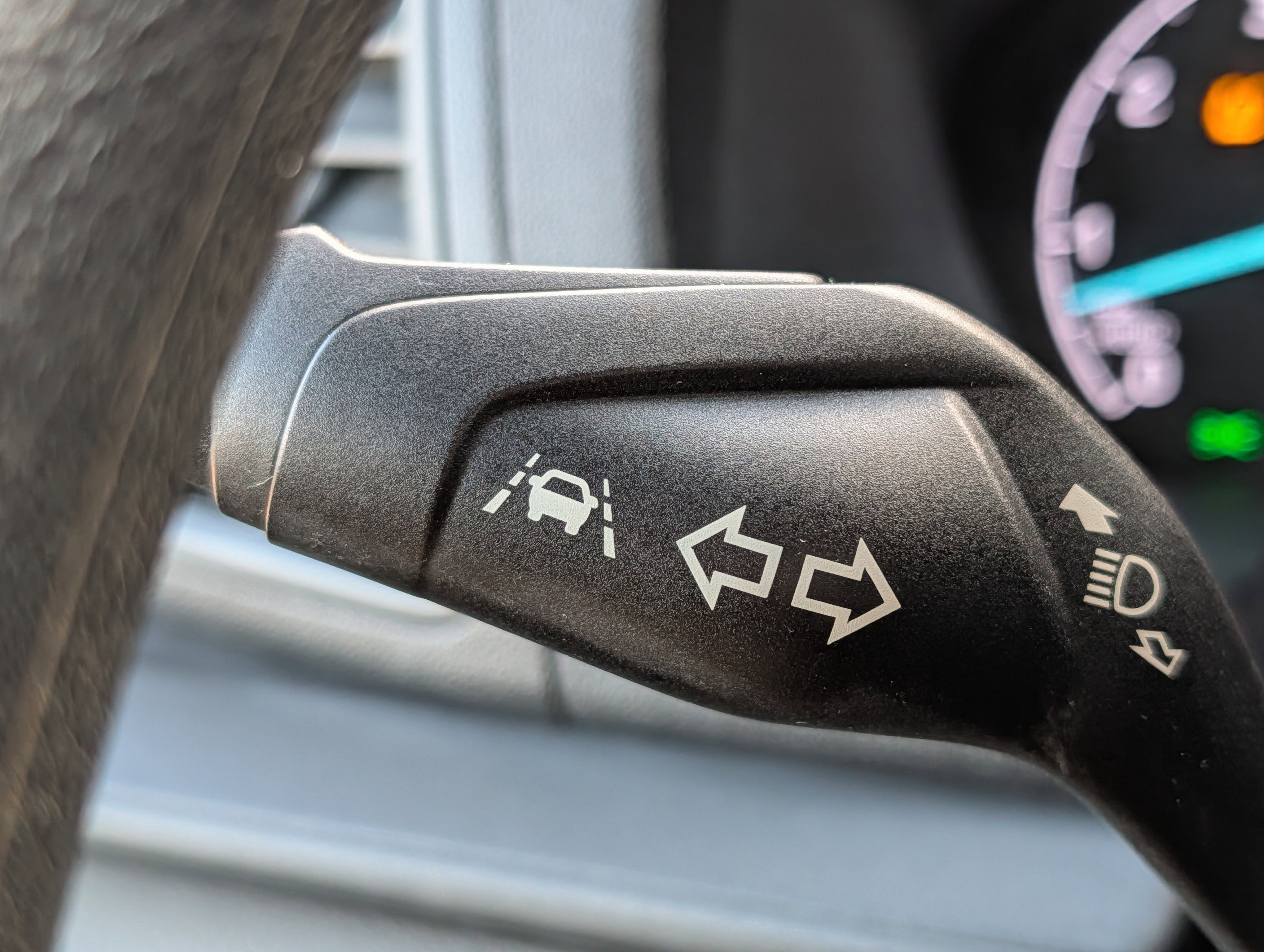 Certified 2020 Ford Transit 250 Medium Roof w/ Interior Upgrade Package image 21