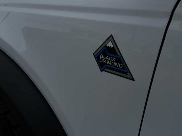 Certified 2023 Ford Bronco Black Diamond image 13