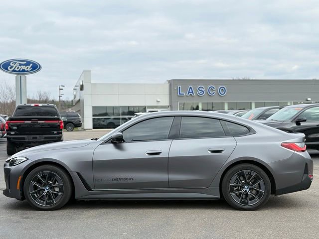 Used 2023 BMW i4 eDrive40 w/ Premium Package image 5