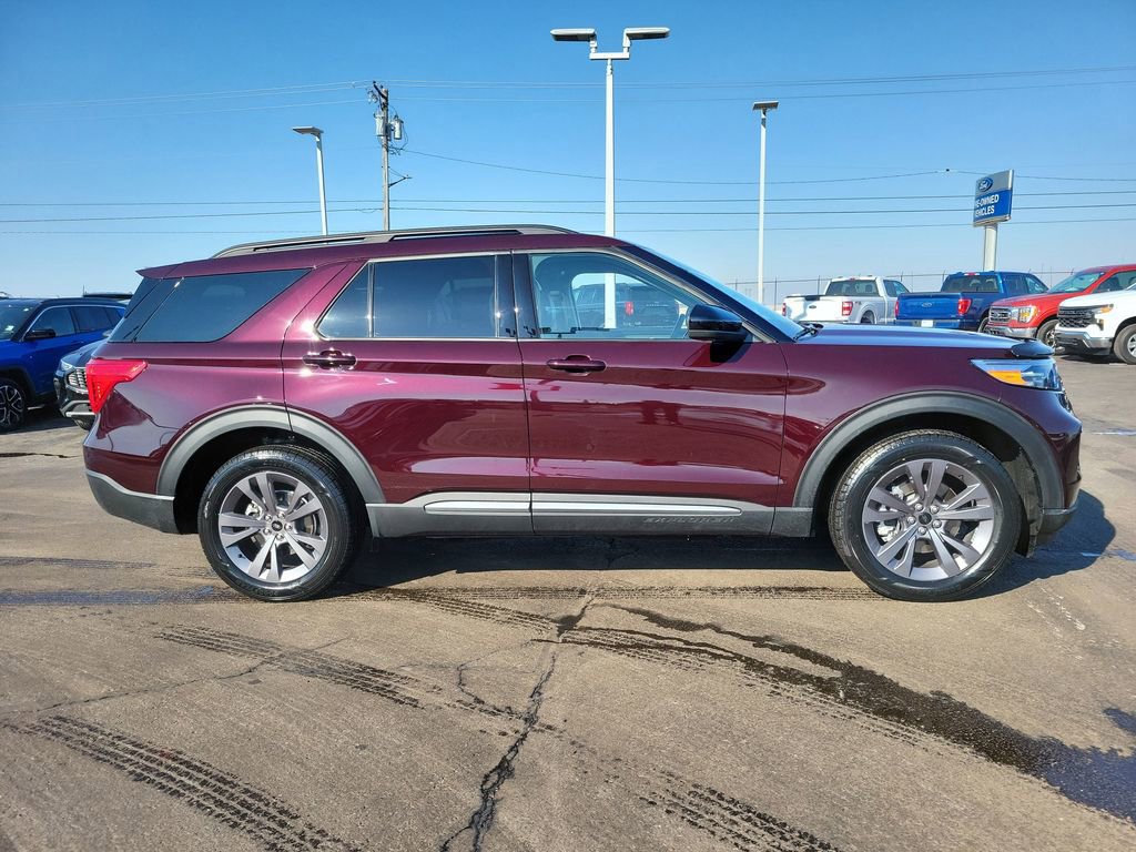 Certified 2023 Ford Explorer XLT w/ Equipment Group 202A image 6
