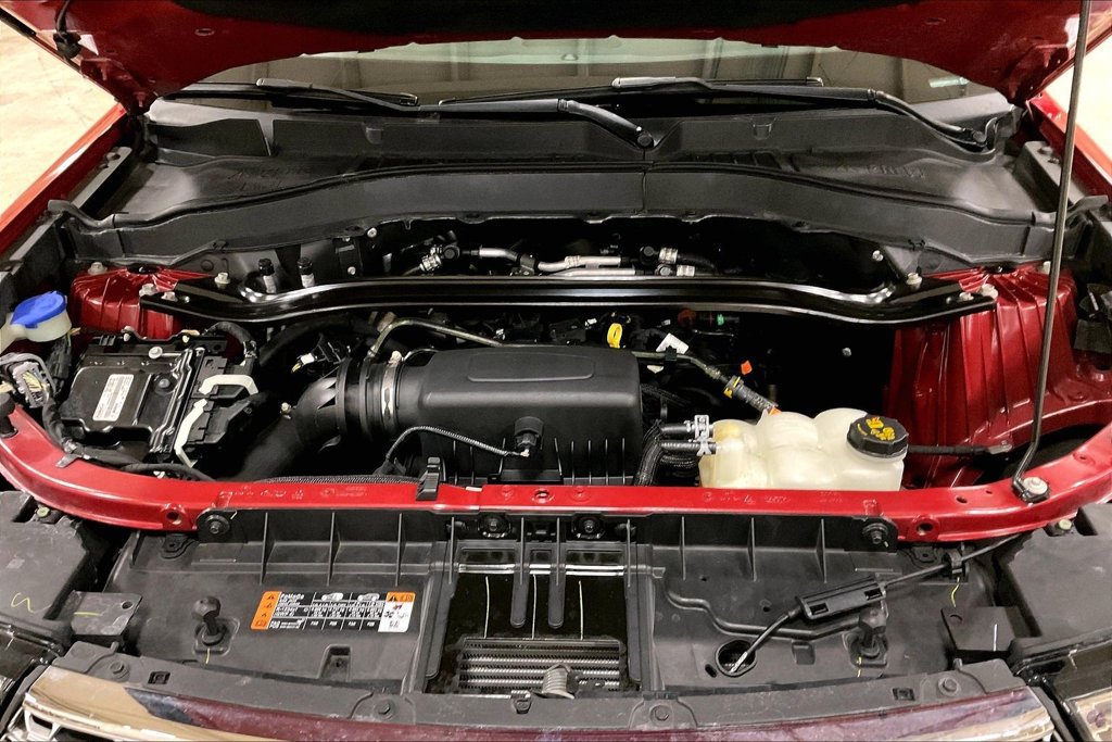 Certified 2021 Ford Explorer Limited w/ Equipment Group 301A AWD/4WD image 10