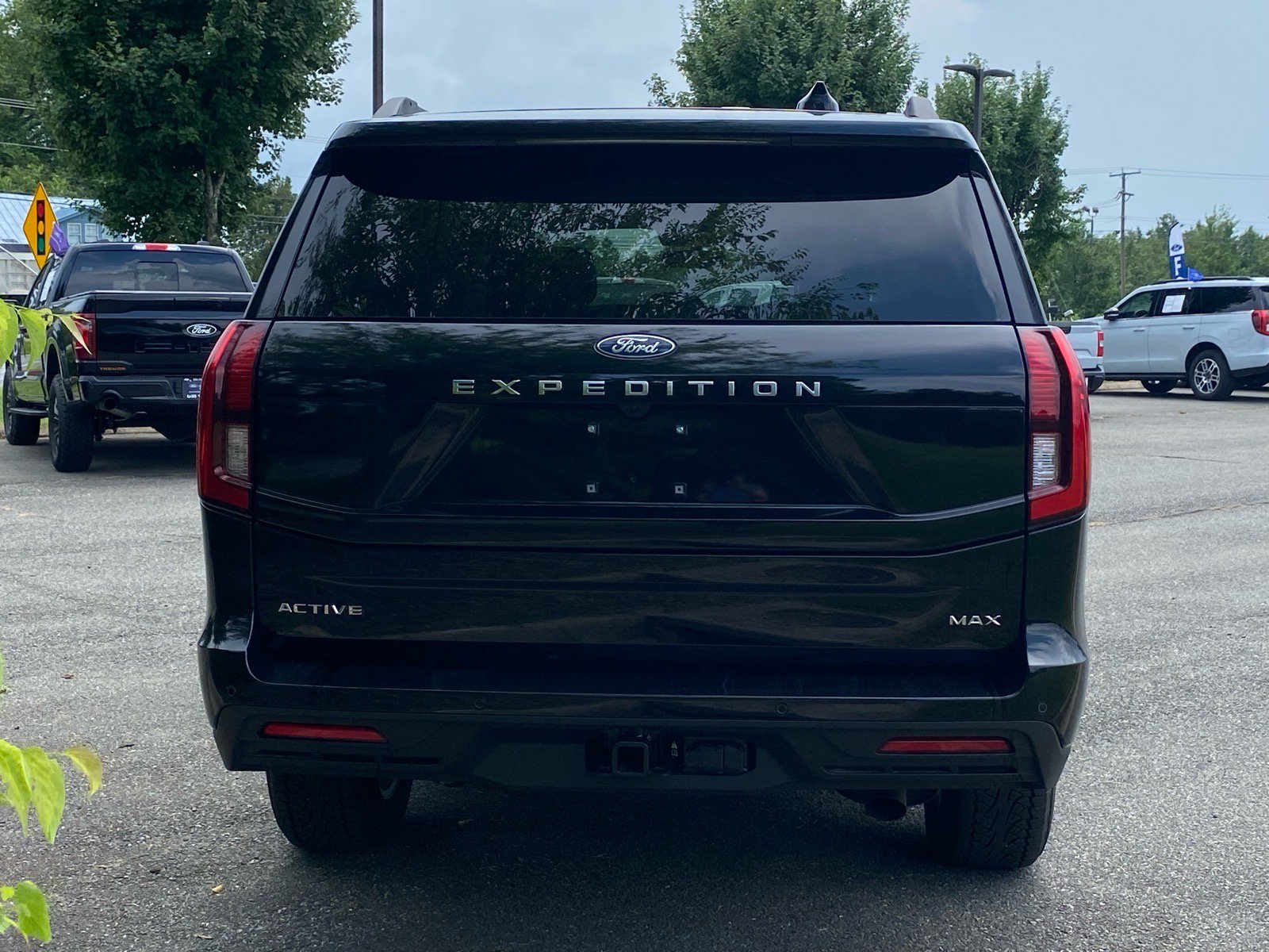 Certified 2026 Ford Expedition Max Active AWD/4WD image 5