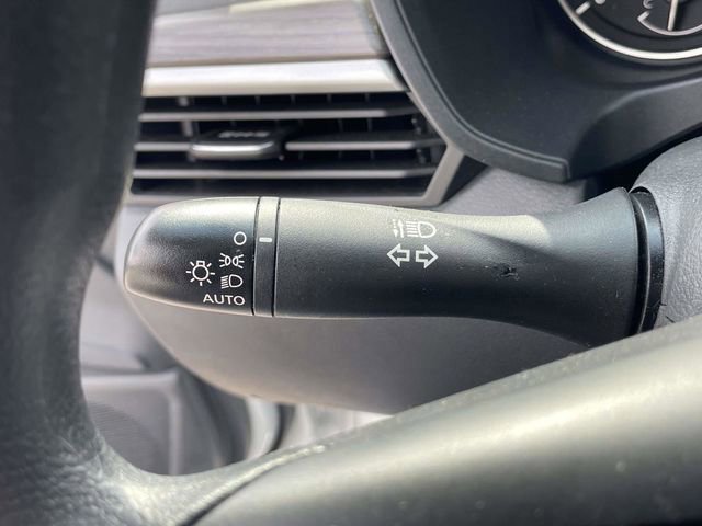 Used 2025 Nissan Altima 2.5 SV image 30