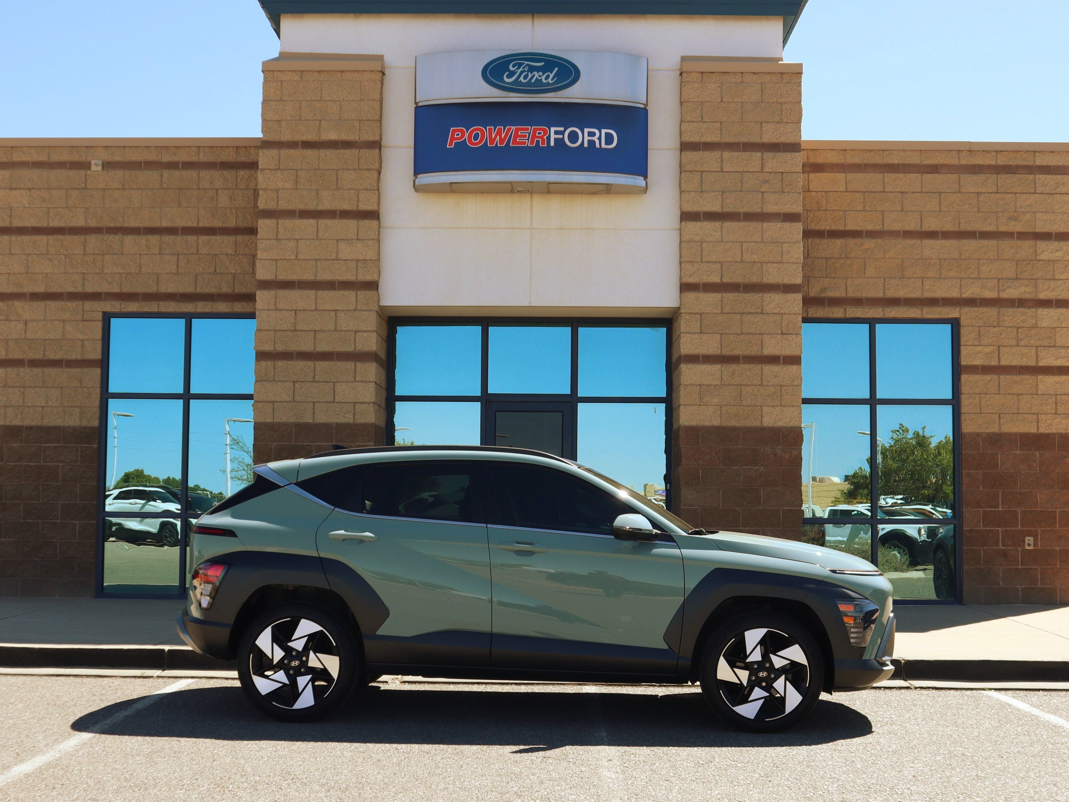 Used 2024 Hyundai Kona Limited AWD/4WD image 5