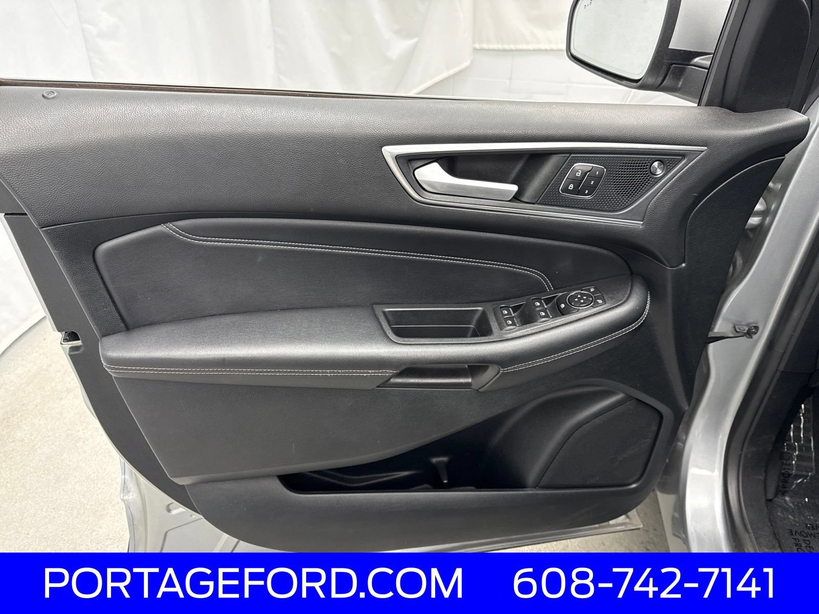 Certified 2022 Ford Edge Titanium w/ Equipment Group 301A AWD/4WD image 11