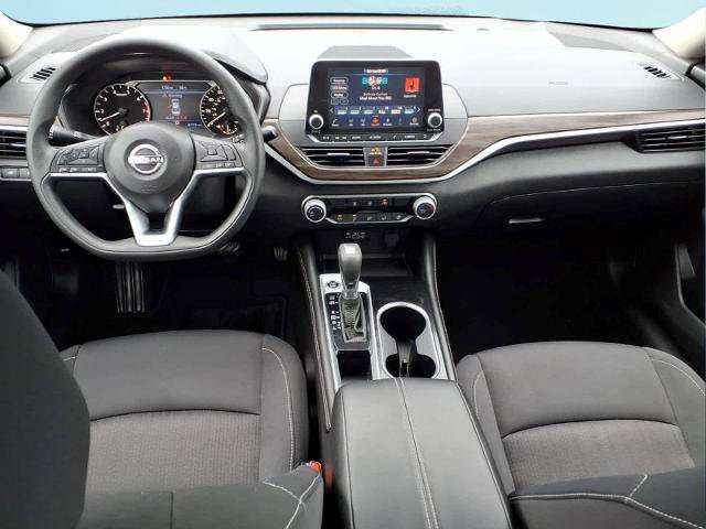Used 2023 Nissan Altima 2.5 SV FWD image 22