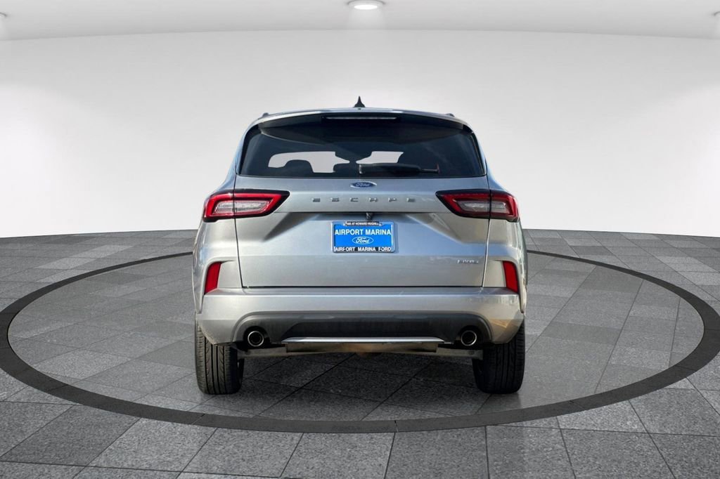 Certified 2024 Ford Escape ST-Line image 5