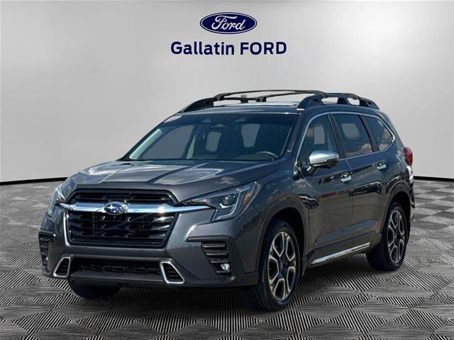 Used 2023 Subaru Ascent Touring AWD/4WD image 1